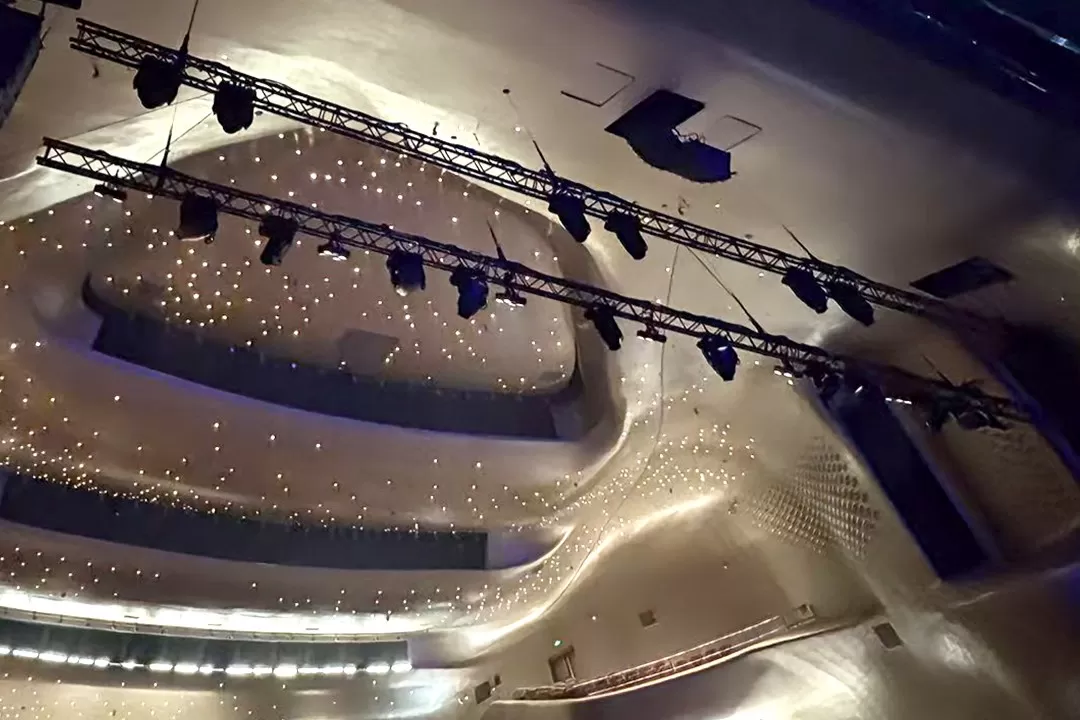 WORLDTRUSS(WTC) Truss Apply in the Molière Opera Tour of China, Enable Stage Moments Extraordinary