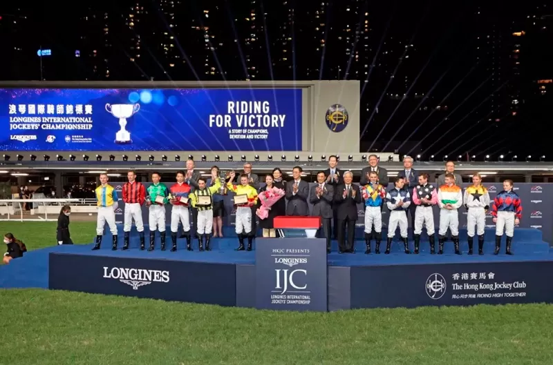 Ayrton Cobra Lit up 2022 Longines International Jockeys' Championship