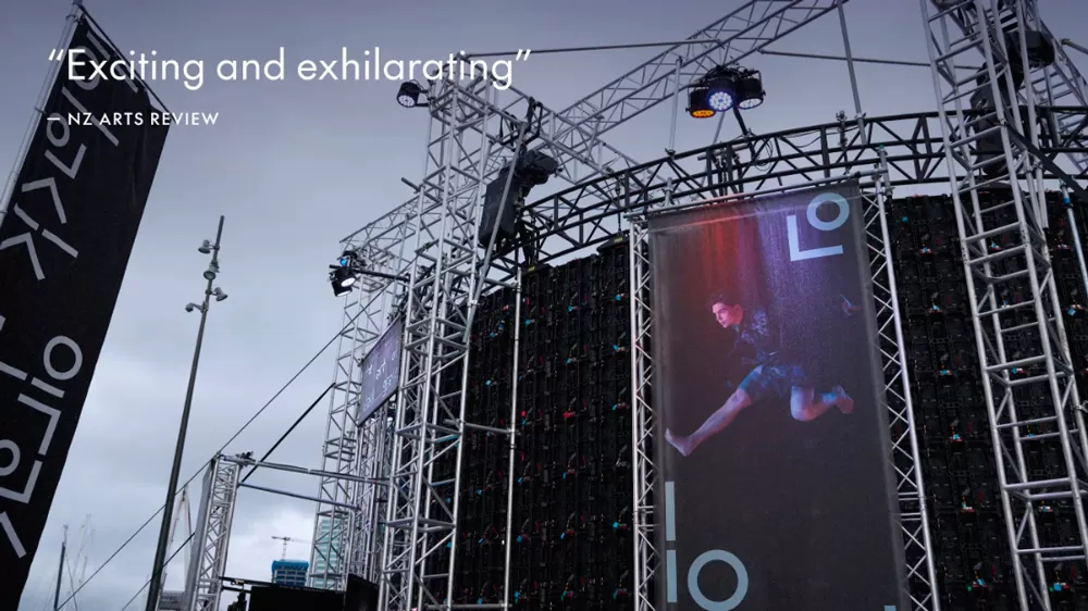 Black Elegant Art 1/5 Exhibition