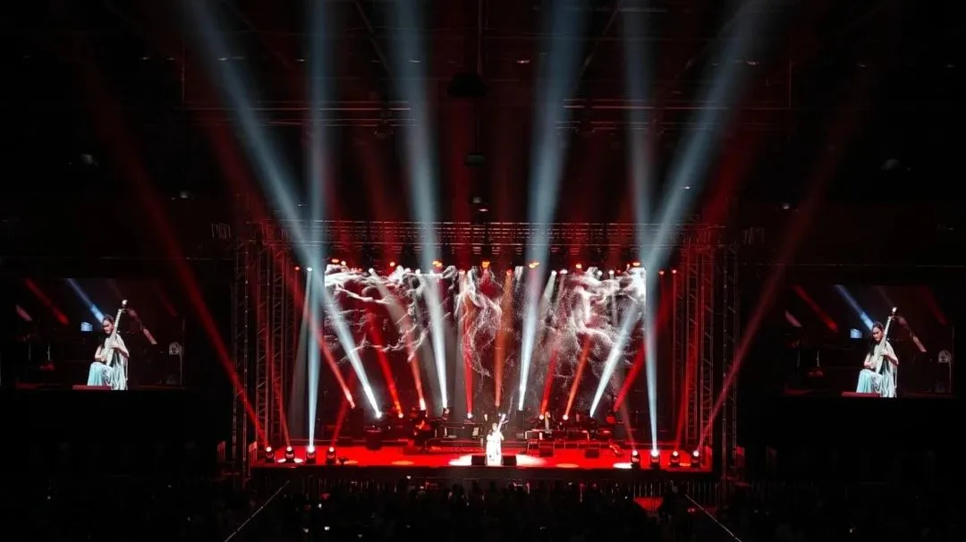 Get Immersed in the Melody of Love with Golden Sea at Richard Clayderman China Tour