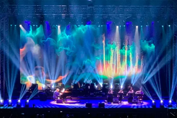 Get Immersed in the Melody of Love with Golden Sea at Richard Clayderman China Tour