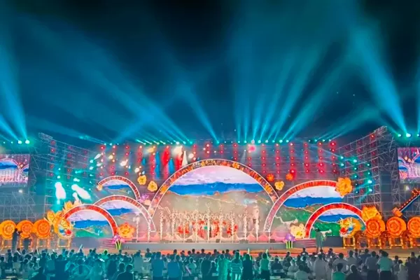 Golden Sea Lit up the Launch Ceremony of the 12th Tieling Lotus Cultural Tourism Festival