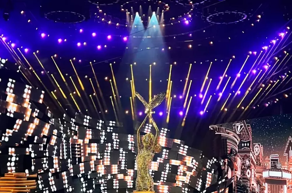 Golden Sea Presented an Art Feast to the 14th China Golden Eagle TV Art Festival