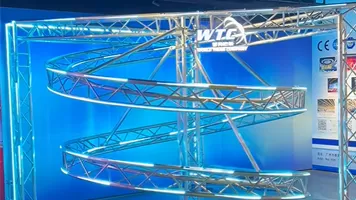 Infinite Shaped Truss