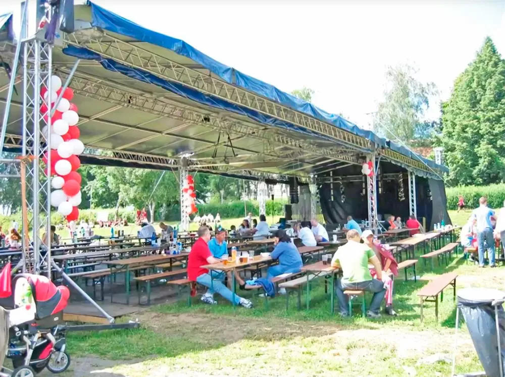 Outdoor Sun-Shading and Rain-Proof Mobile Canopy
