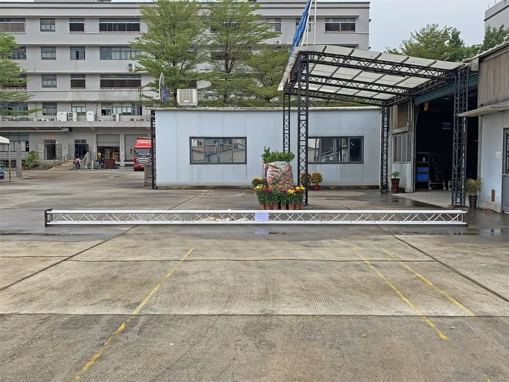 WTC Has Passed the Bearing Test of Manipulator Welding Truss WTC Has Passed the Bearing Test of Manipulator Welding Truss